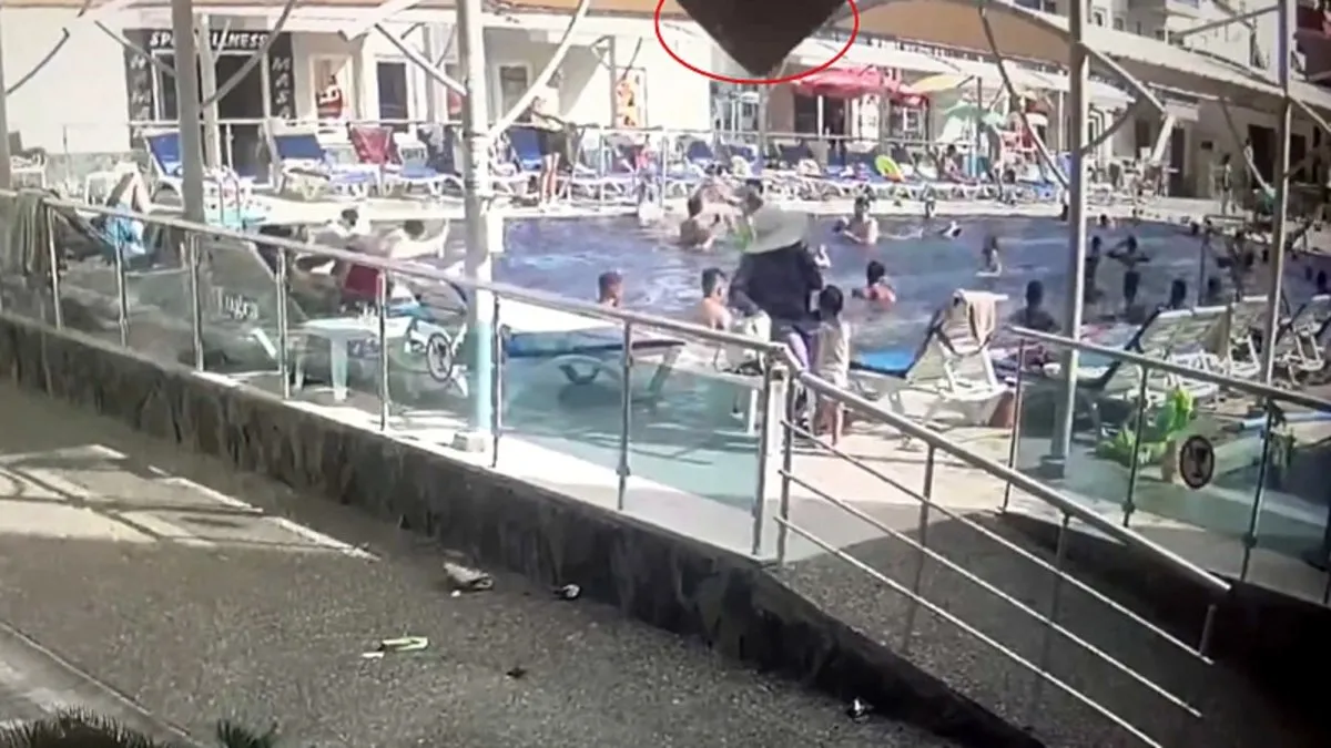 Tatilini geçirdiği otelin havuz kenarında başına baca kapağı düşen hemşire hayatını kaybetti!