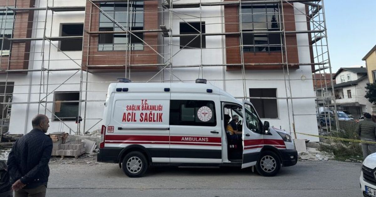 Sakarya’da üzerine asansör düşen 2 işçi öldü