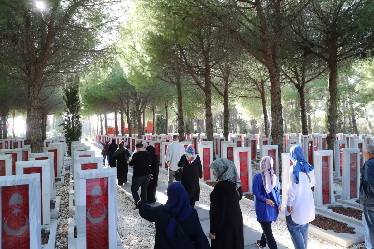 Sultangazi’deki kültür gezilerinde yeni durak Çanakkale oldu