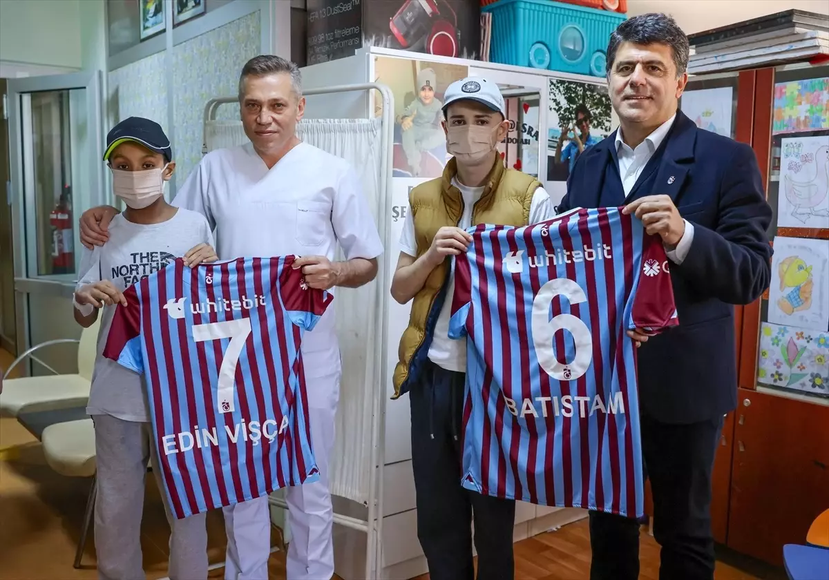 Trabzonspor’dan Lösemili Çocuklara Moral Ziyareti