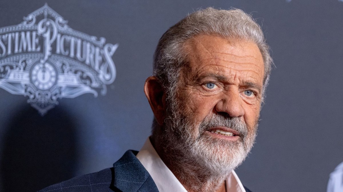 ABD’li aktör Mel Gibson yangınlardaki su eksikliğini sorguladı