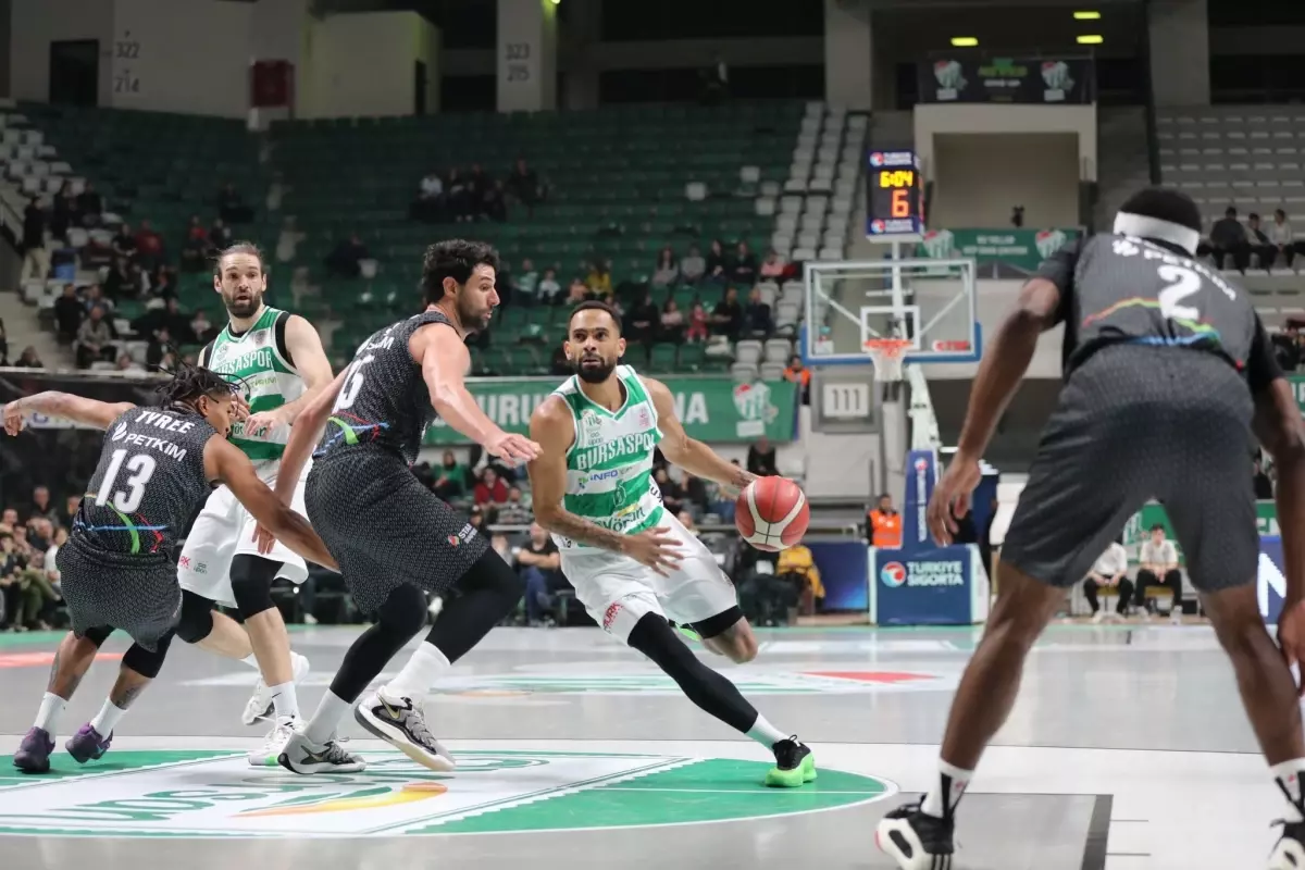 Bursaspor Basket, Petkimspor’a 111-85 Yenildi