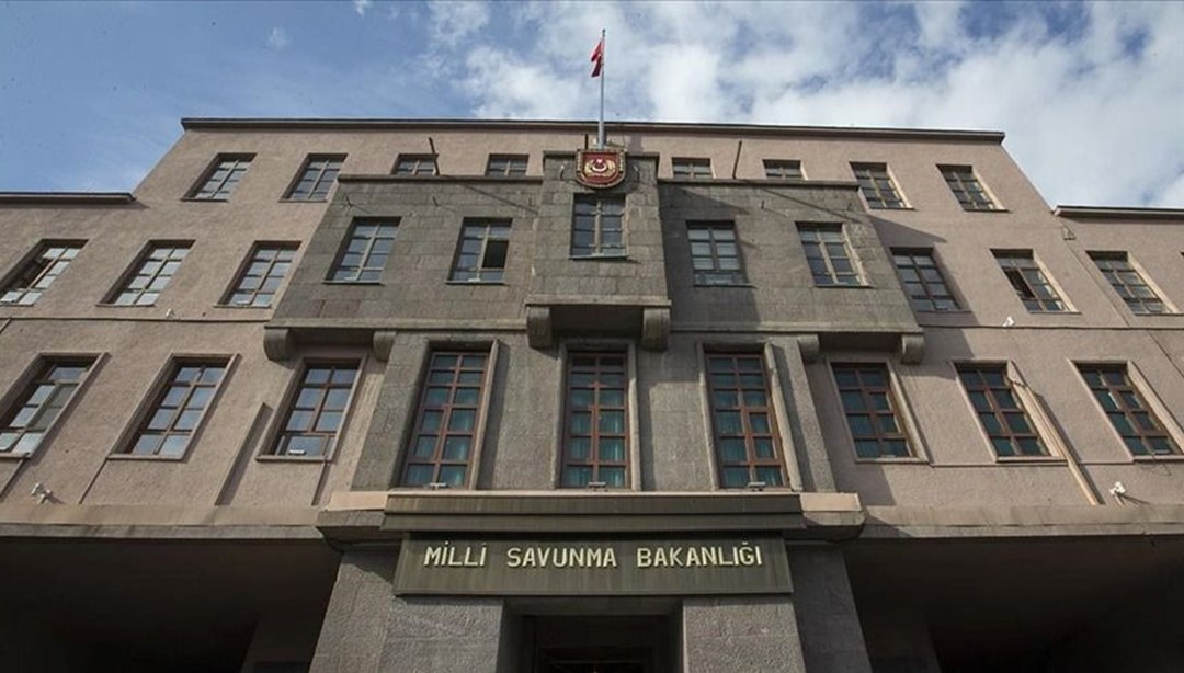 Komutanlar Özgür Özel’e dava açıyor | MSB kaynakları: Komutanlara yönelik sözler kabul edilemez