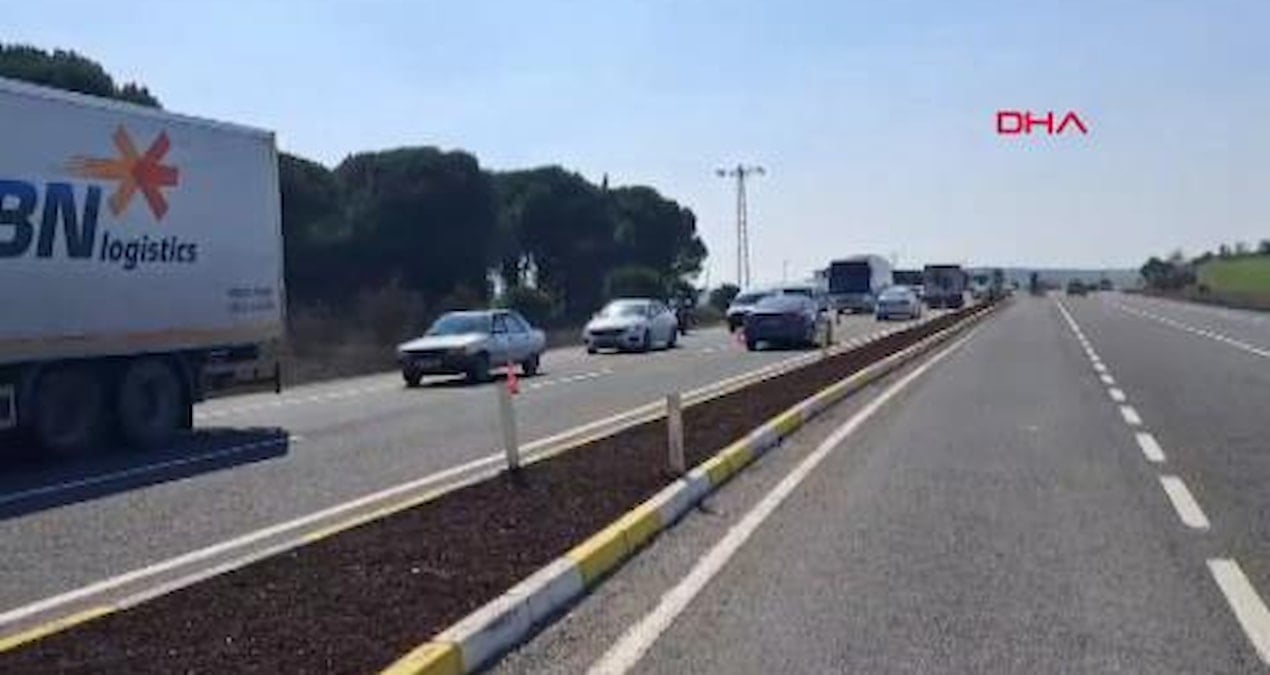Balıkesir’de feci kaza: Kontrolden çıkan TIR devrildi,