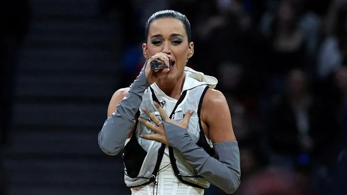 Şarkıcı Katy Perry uzay yolculuğuna çıkacak