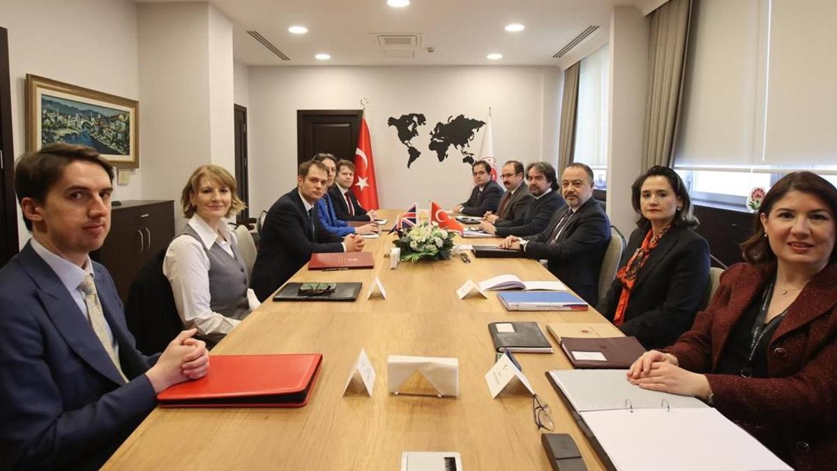 Türkiye ile İngiltere arasında Suriye konulu istişare gerçekleşti