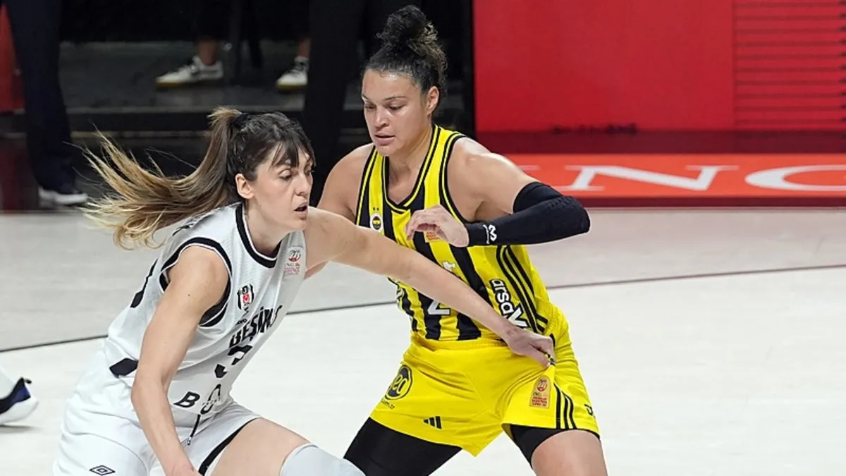 Beşiktaş’ı eleyen Fenerbahçe Opet finale yükseldi!