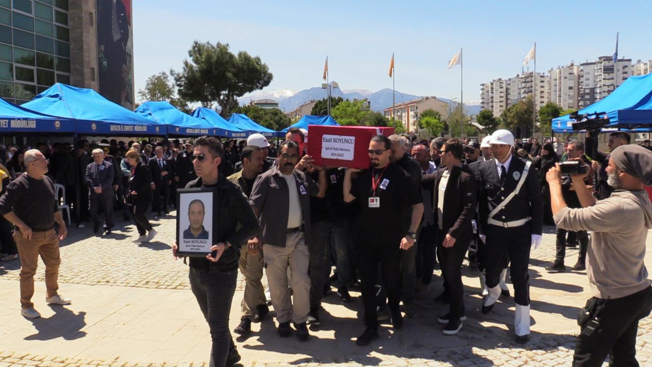 Görev esnasında rahatsızlanan polisimiz şehit oldu